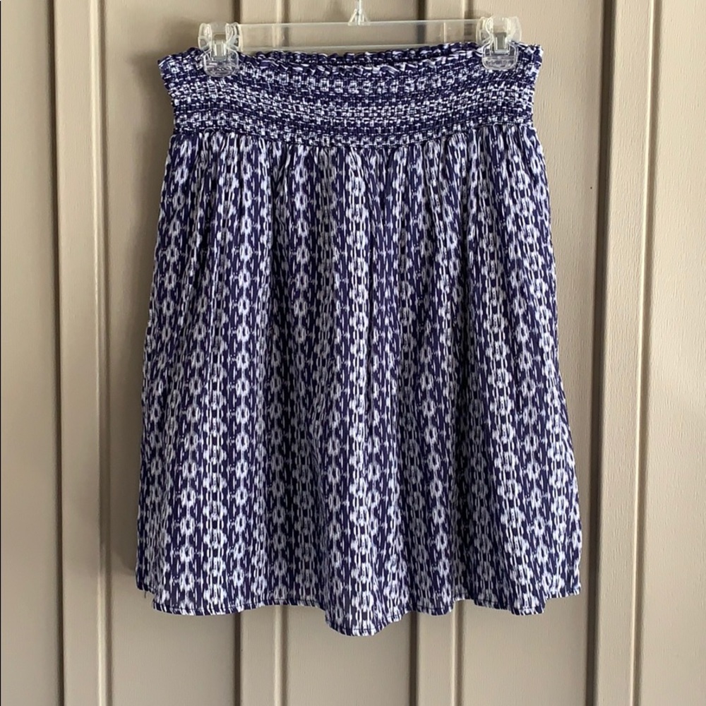 Faded Glory Blue & White Printed Skirt size Medium